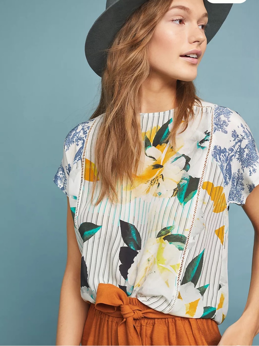 Anthropologie Maeve 100% Silk Southern Floral Print Blouse Size 2 Short Sleeve